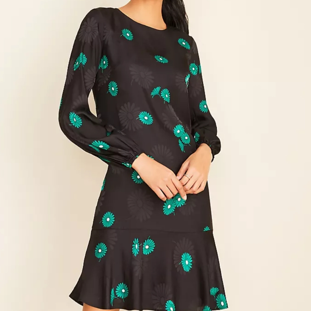 Ann Taylor Black/Green Petite Floral Jacquard Flounce Shift Dress Size 12P